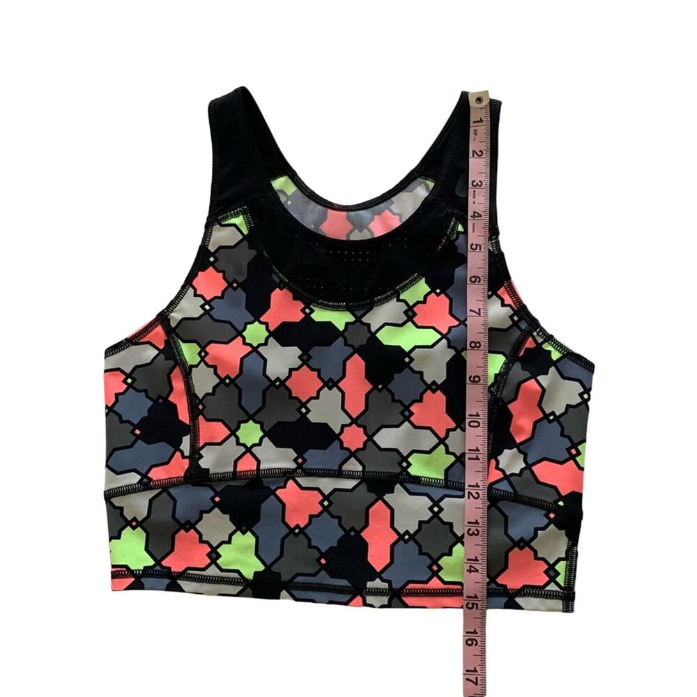 Sweaty Betty Multicolor Geometric Print Low Impact Athleisure Workout Crop Top - Picture 3 of 8